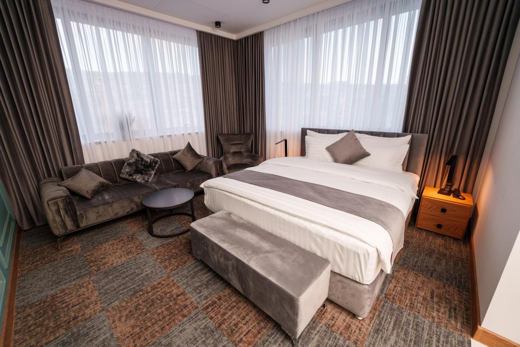 Revive Boutique Hotel Erivan Dış mekan fotoğraf