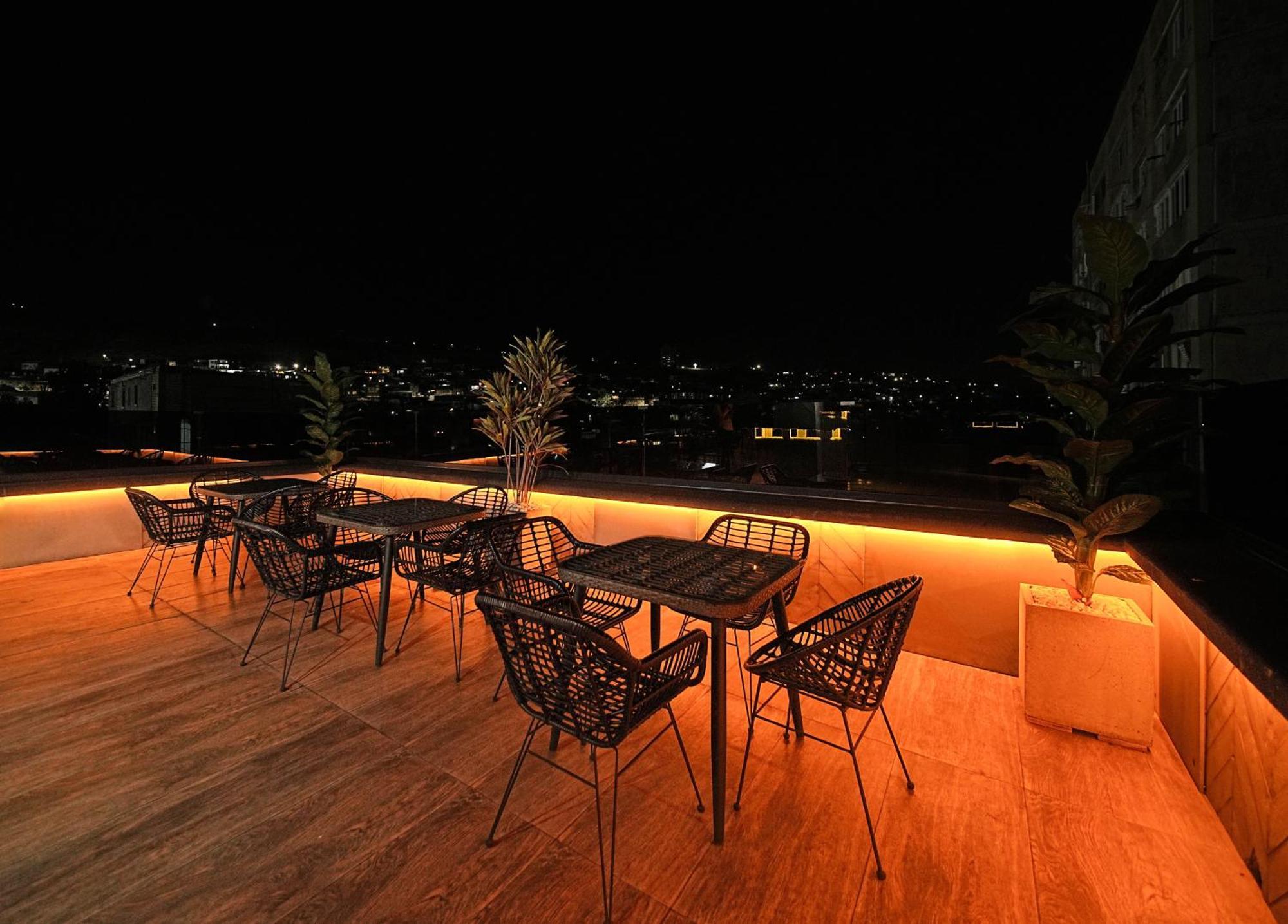 Revive Boutique Hotel Erivan Dış mekan fotoğraf